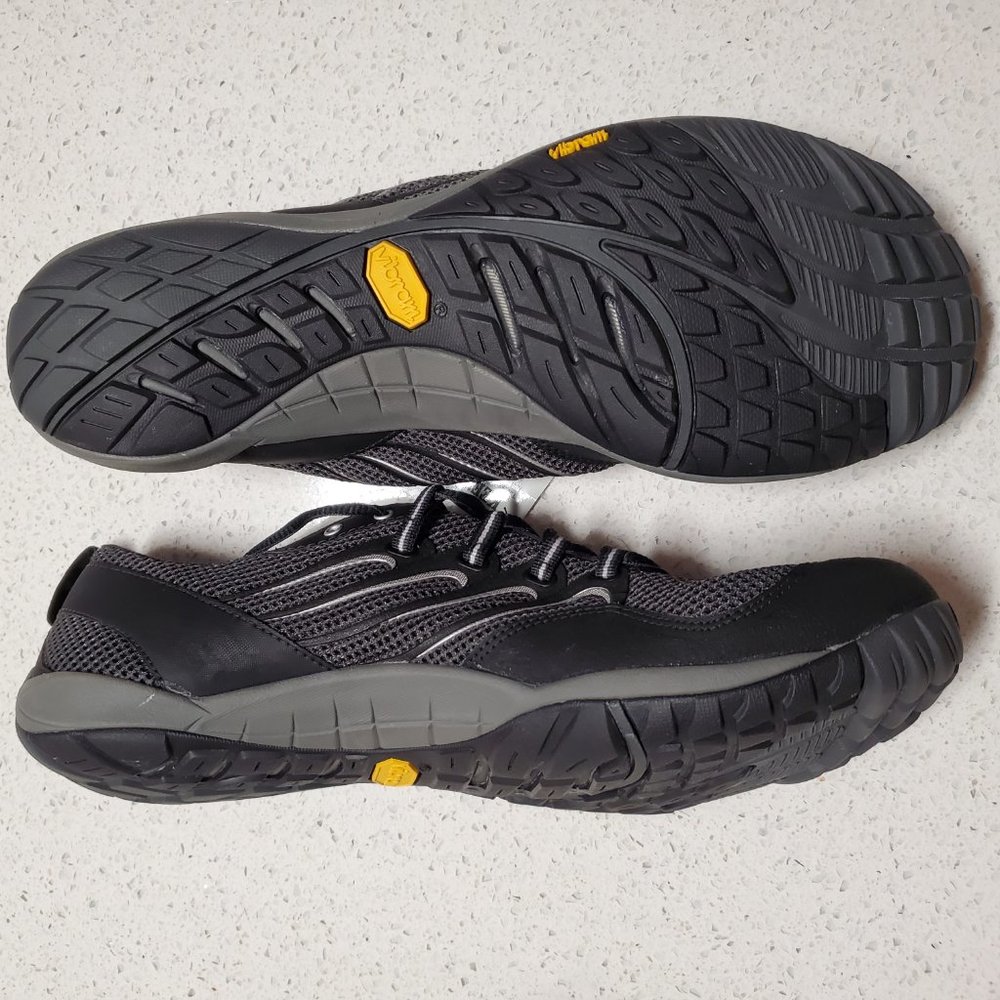 NWOT Merrell Men's Sz 12 Trail Glove Black Granite Vibram Barefoot Running Shoes